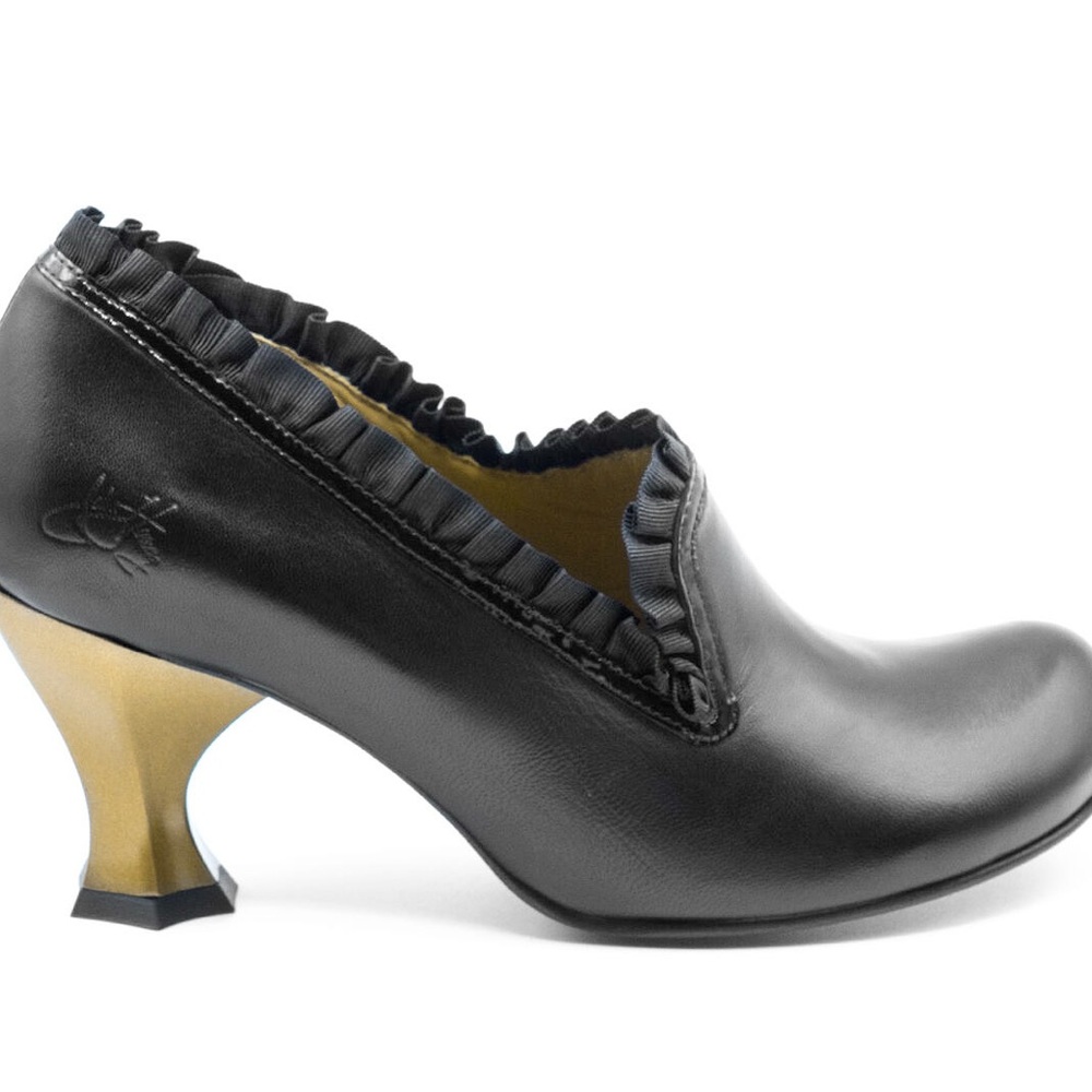 John Fluevog BAROQUE BERNINI PUMP WITH RUFFLES - Brand New!